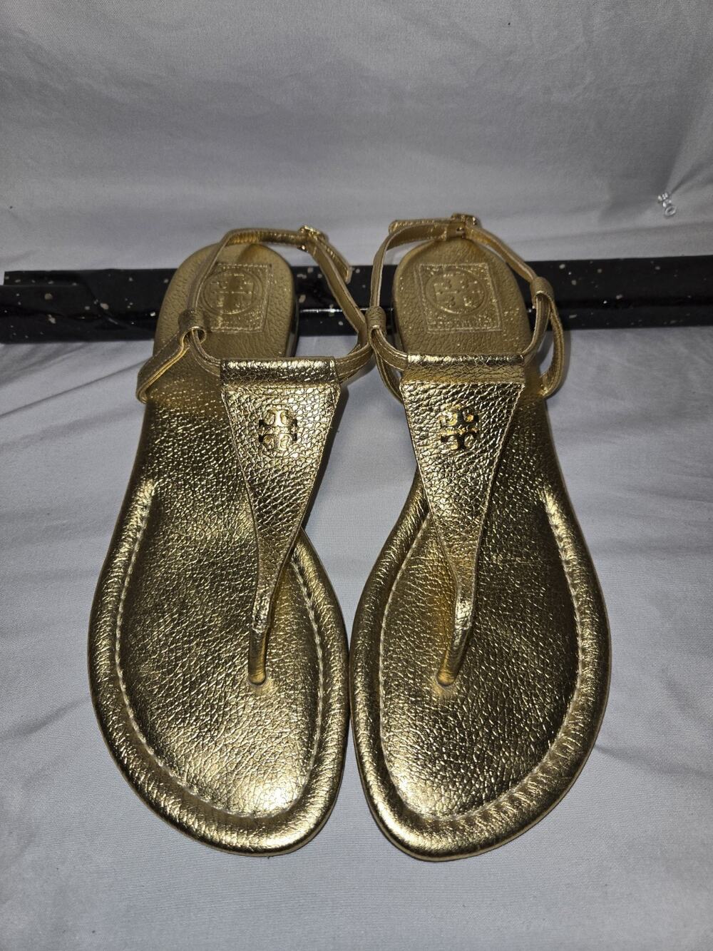 Tory Burch Britton Gold Metallic Thong Sandals US Womens Size 10M Cruise Shoes